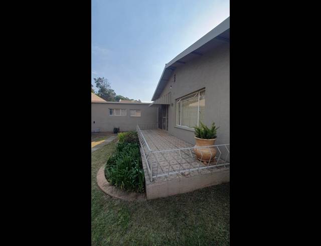 3 BEDROOM PROPERTY TO RENT IN WYCHWOOD